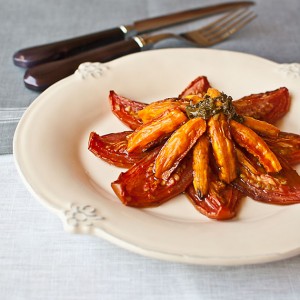 Ensalada tomates zanahorias confitados