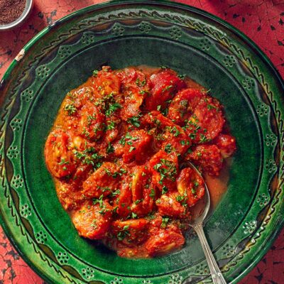 Ensalada de tomate de temporada con zumaque